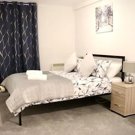 Priory Studio- New Inside The Walls Apartment *