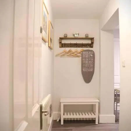 Apartment Priory Studio- New Inside The Walls York
